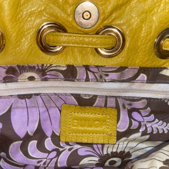 BULGA Small Studded Tassle Yellow Leather Bag Excellent Condition - Picture 6 of 8